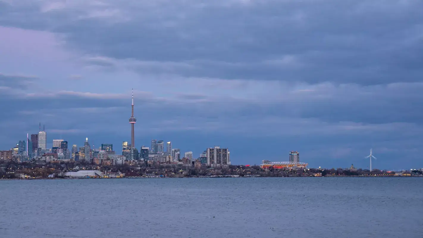 Secant Immigration 5 Toronto skyline 1 3